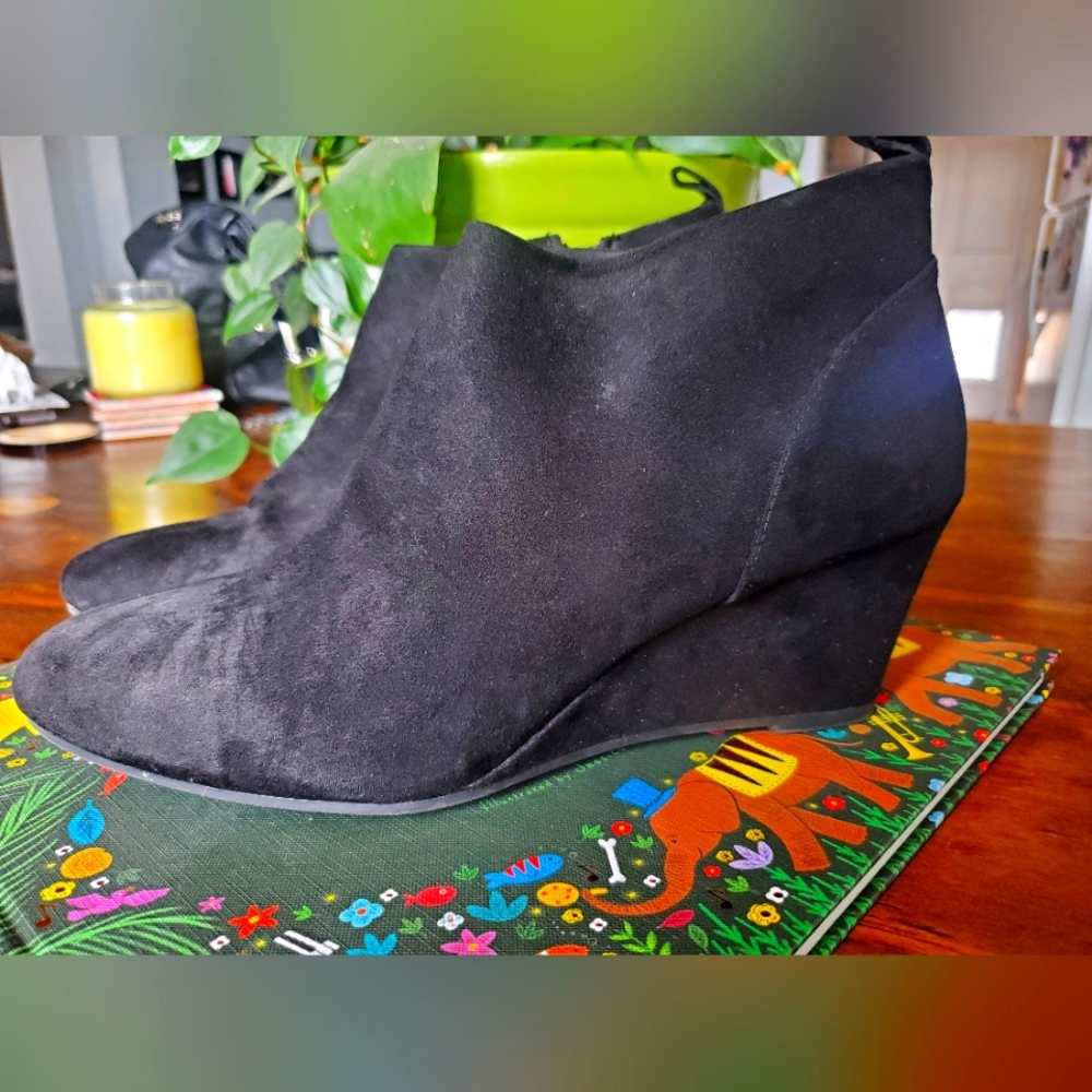 Heeled Black Booties (Ankle Boots)